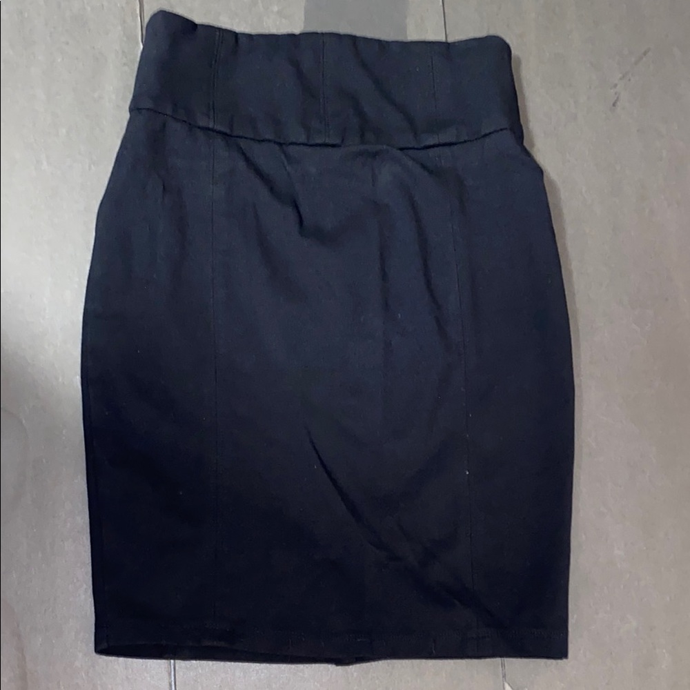 Foreign Exchange Small Black Pencil Skirt Knee-length for Work